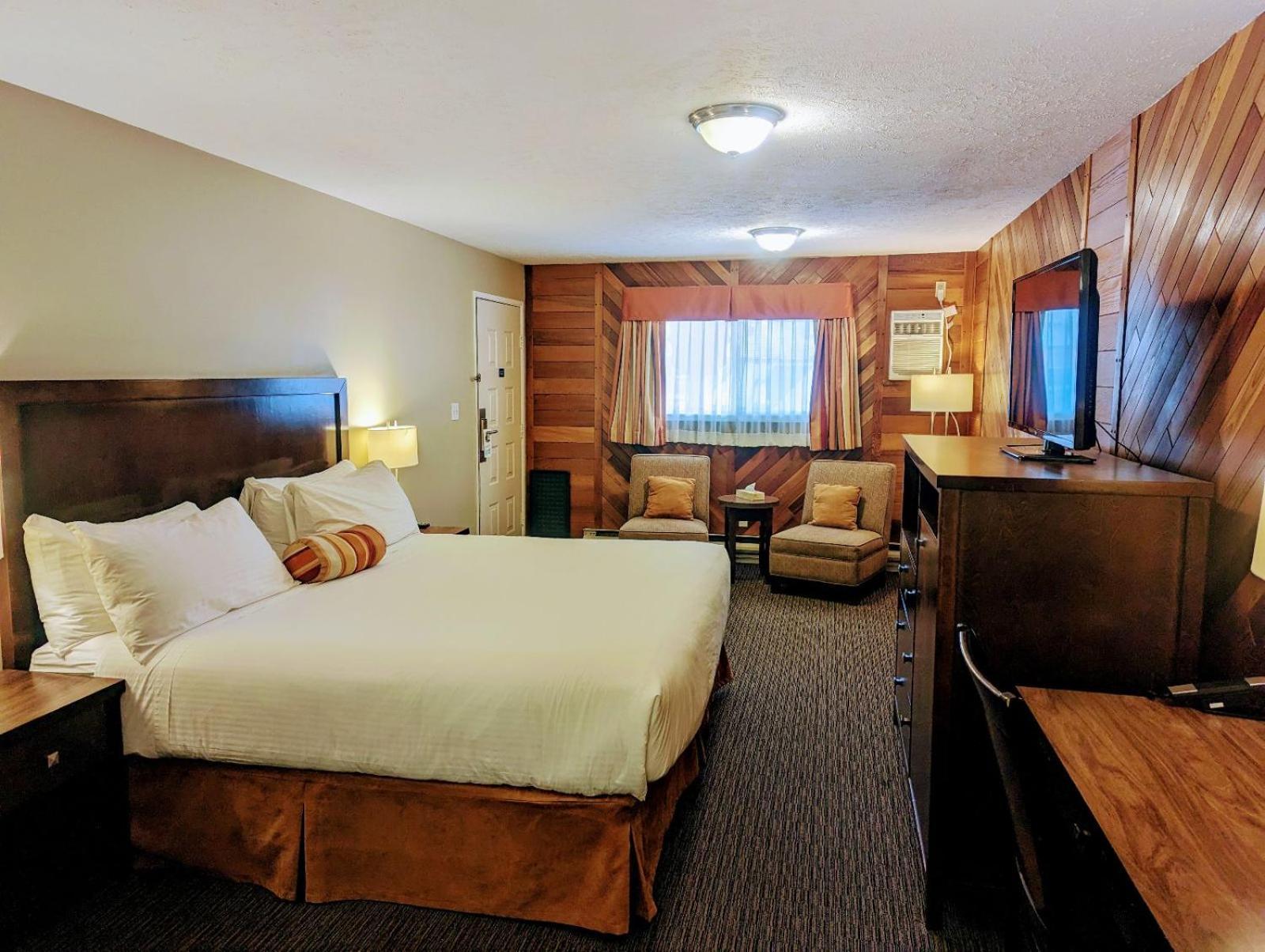 נלסון Alpine Inn & Suites מראה חיצוני תמונה