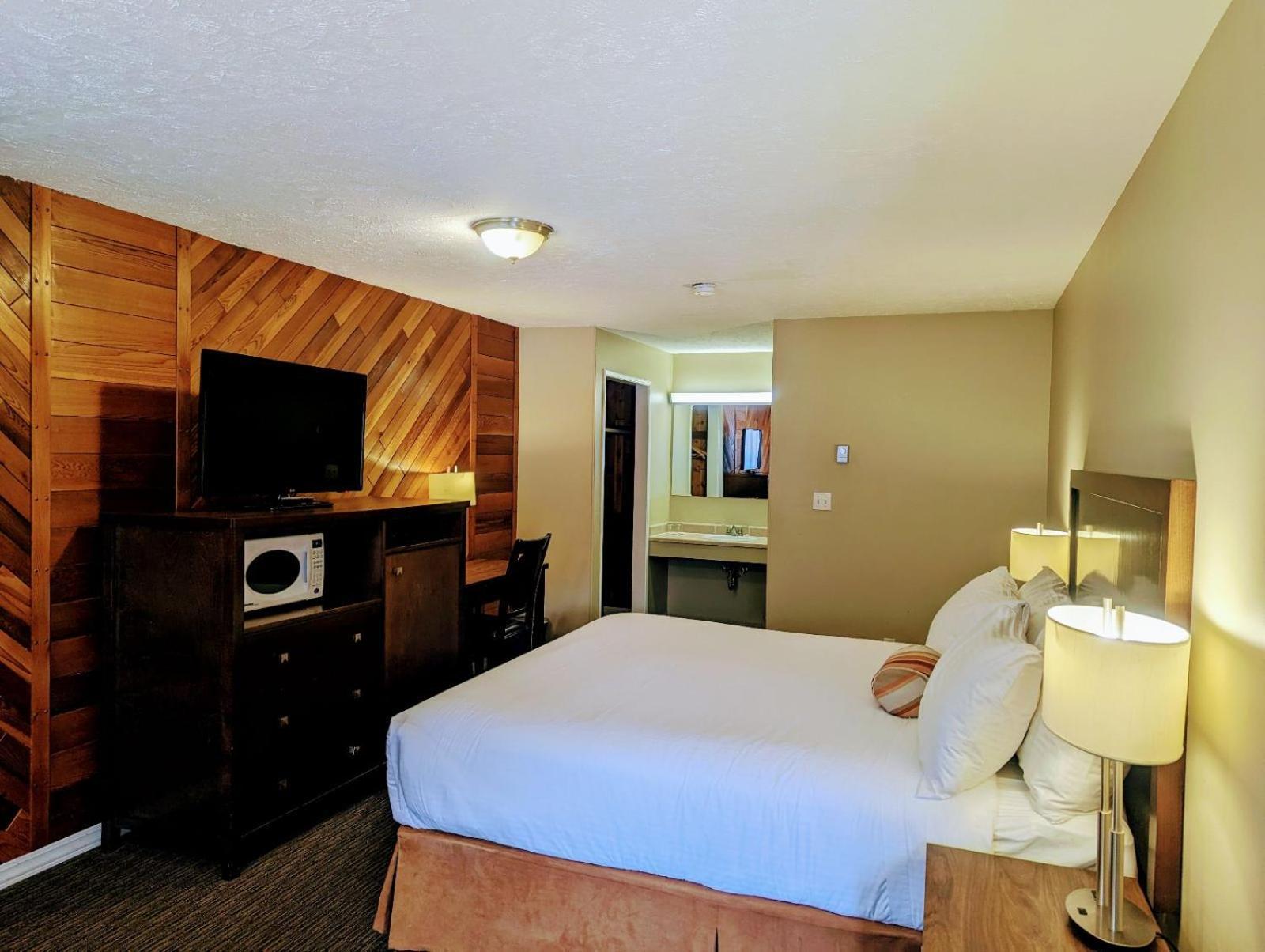 נלסון Alpine Inn & Suites מראה חיצוני תמונה