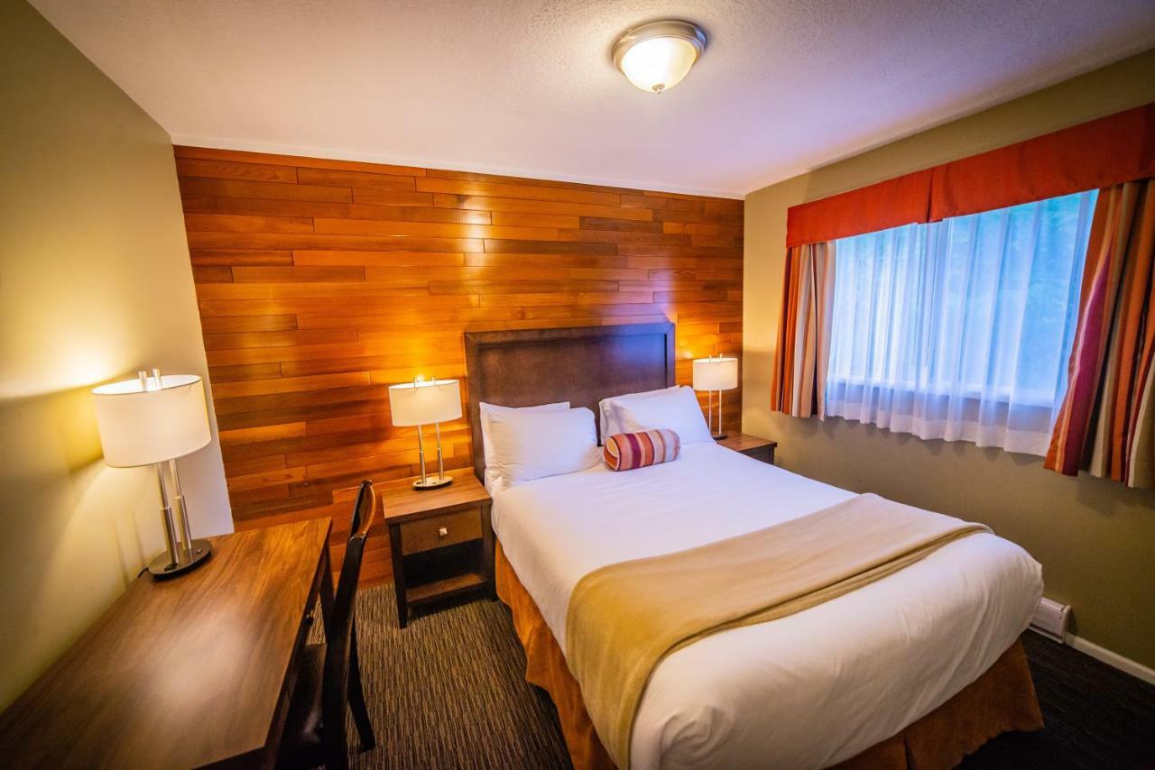 נלסון Alpine Inn & Suites מראה חיצוני תמונה