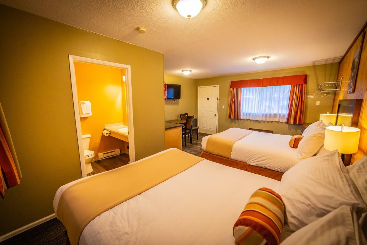 נלסון Alpine Inn & Suites מראה חיצוני תמונה