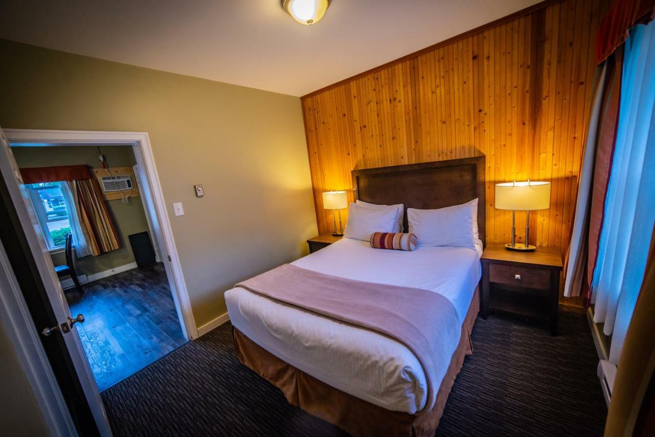 נלסון Alpine Inn & Suites מראה חיצוני תמונה