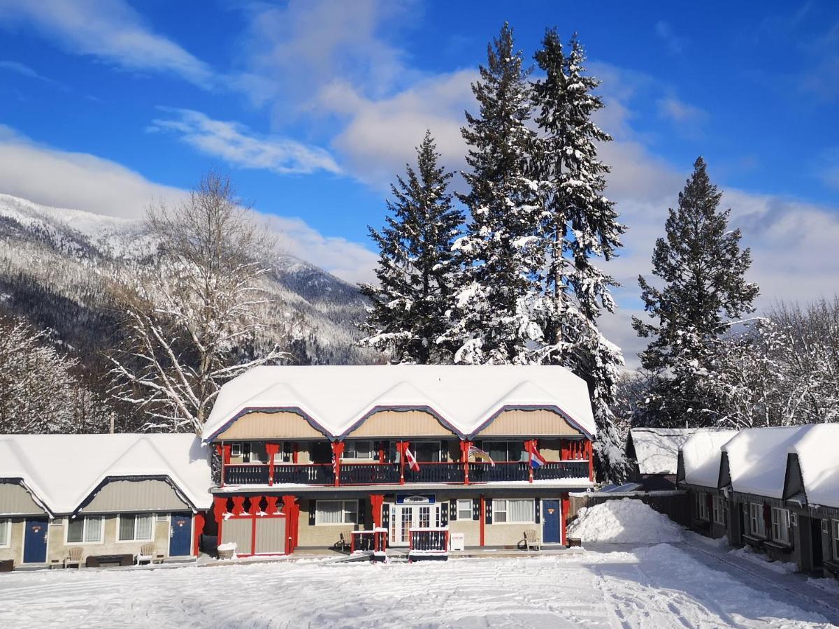 נלסון Alpine Inn & Suites מראה חיצוני תמונה